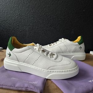 NEW Magnanni X Pelotonia Sneakers Size 10